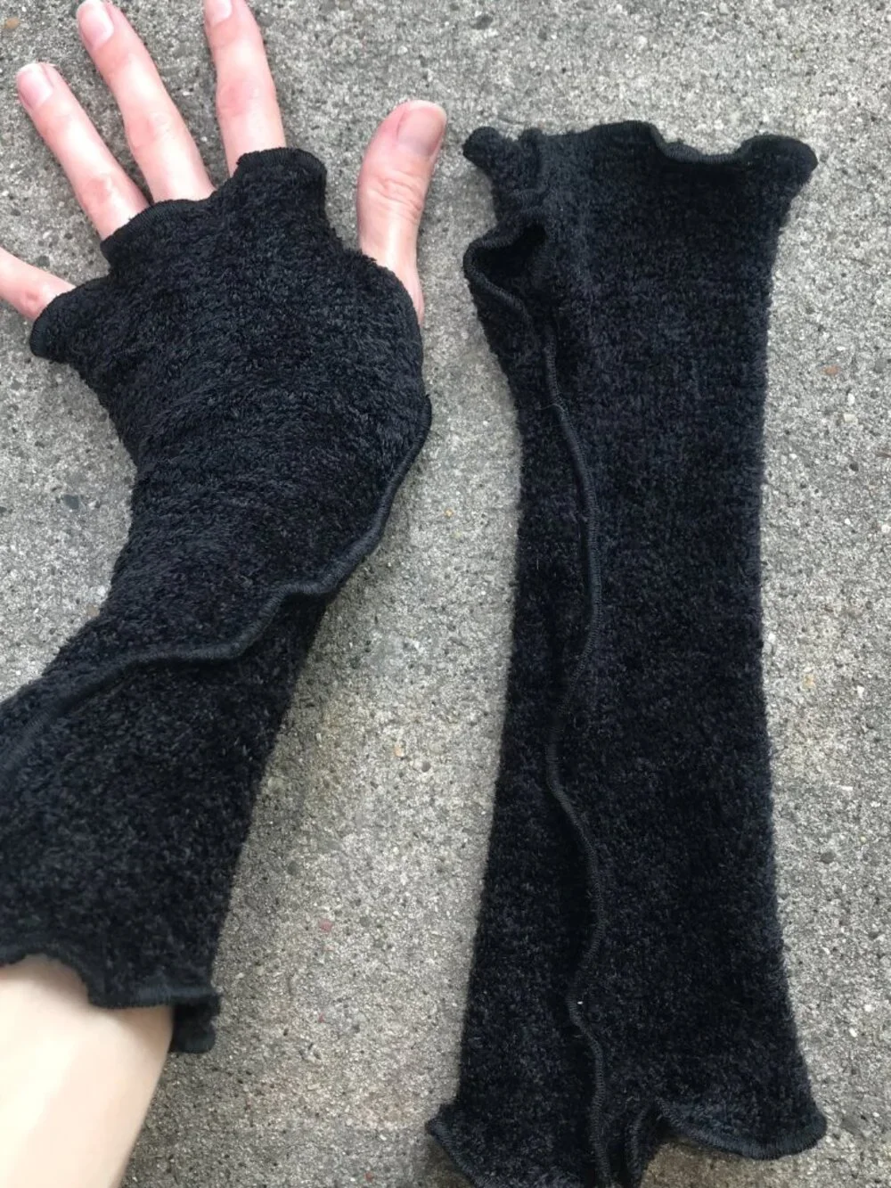 Fuzzy Hand Warmers Black Short Fingerless Gloves Sherpa Arm Warmers Cuffs Typing